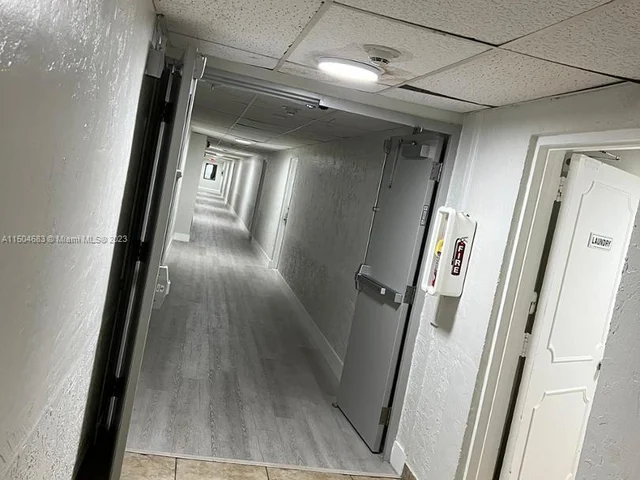 17570 Atlantic # 512, Sunny Isles Beach FL 33160