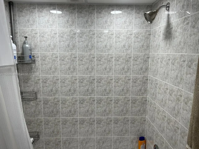 17570 Atlantic # 512, Sunny Isles Beach FL 33160