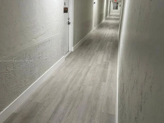 17570 Atlantic Blvd # 512, Sunny Isles Beach FL 33160