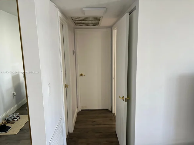 17570 Atlantic Blvd # 512, Sunny Isles Beach FL 33160