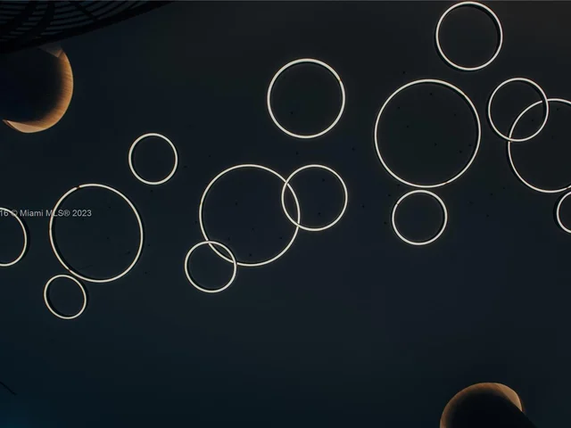 17555 Collins Ave # 1504, Sunny Isles Beach FL 33160