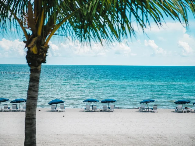 17555 Collins Ave # 1504, Sunny Isles Beach FL 33160