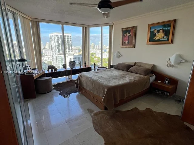 17555 Collins Ave # 1504, Sunny Isles Beach FL 33160