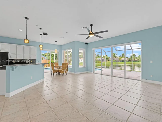 2540 Fairways Dr, Homestead FL 33035