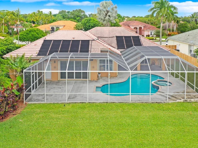 2540 Fairways Dr, Homestead FL 33035