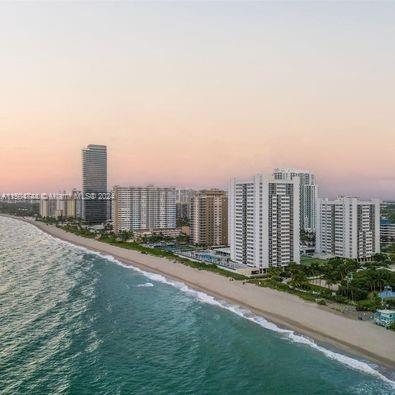 1880 S Ocean Dr # 306, Hallandale Beach FL 33009