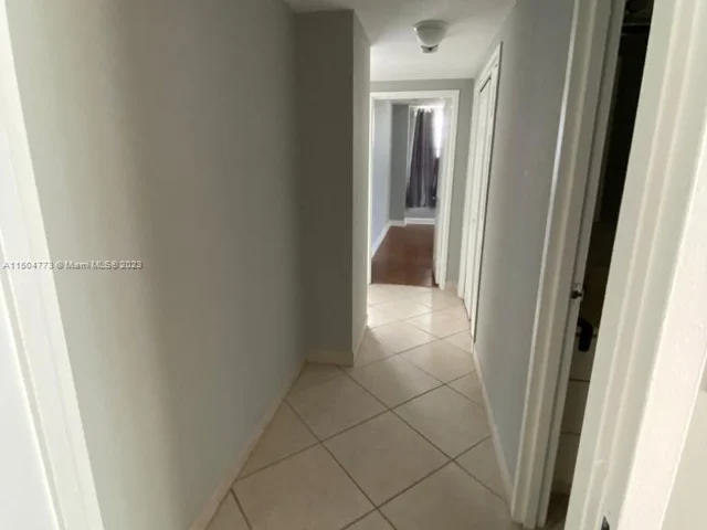 3725 S Ocean Dr # 927, Hollywood FL 33019