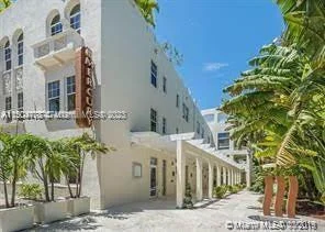 100 Collins Ave # 220, Miami Beach FL 33139
