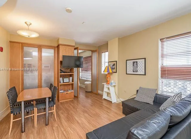 100 Collins Ave # 220, Miami Beach FL 33139