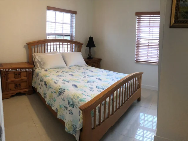 625 East Dr # 625, Miami Springs FL 33166