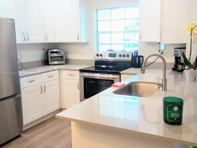 5054 Lakefront Blvd # A, Delray Beach FL 33484