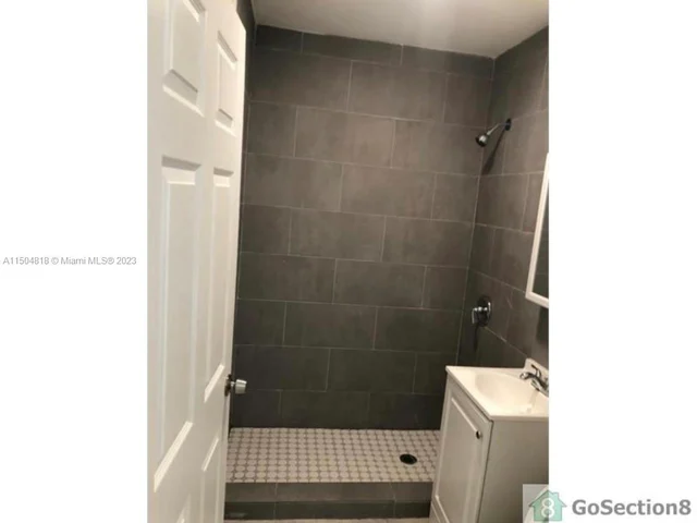 10030 W Indigo St # 8, Miami FL 33157