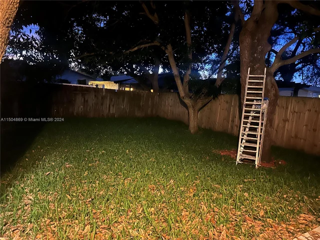 224 SW 4th Ave, Hallandale Beach FL 33009