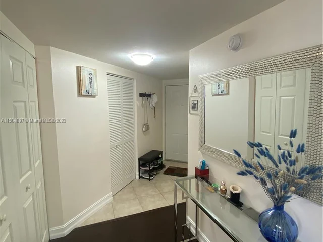 2080 S Ocean Dr # 401, Hallandale Beach FL 33009