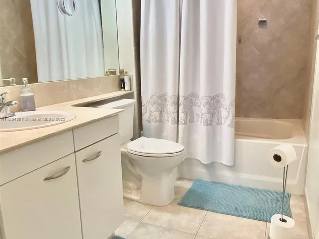 2080 S Ocean Dr # 401, Hallandale Beach FL 33009