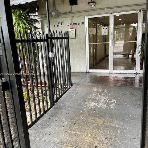 13455 NE 10th Ave # 405, North Miami FL 33161