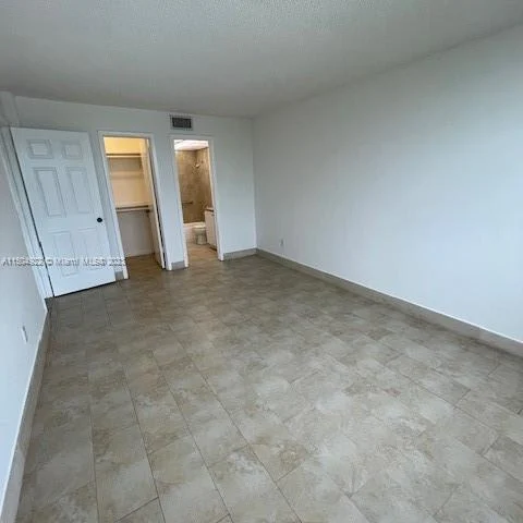 13455 NE 10th Ave # 405, North Miami FL 33161