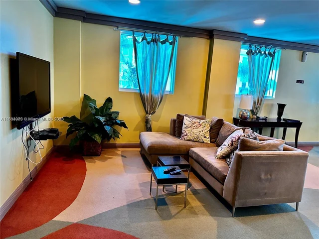 9172 Collins Ave # 218, Surfside FL 33154