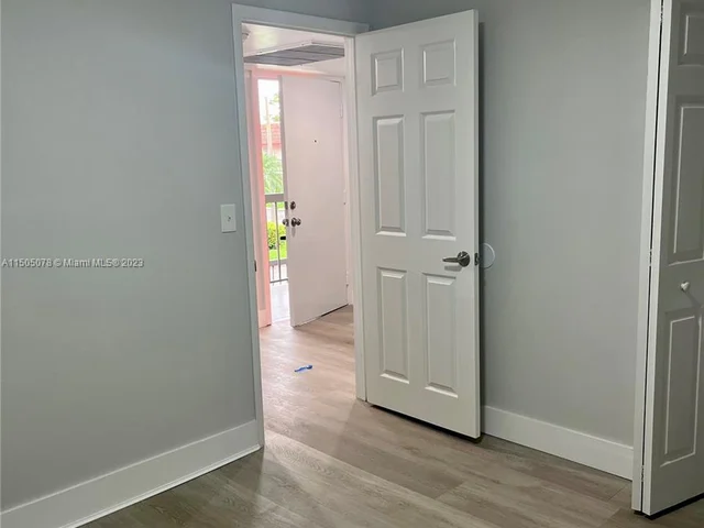 850 NE 207th Ter # 206, Miami FL 33179