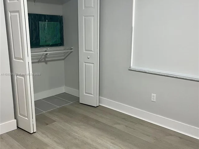 850 NE 207th Ter # 206, Miami FL 33179