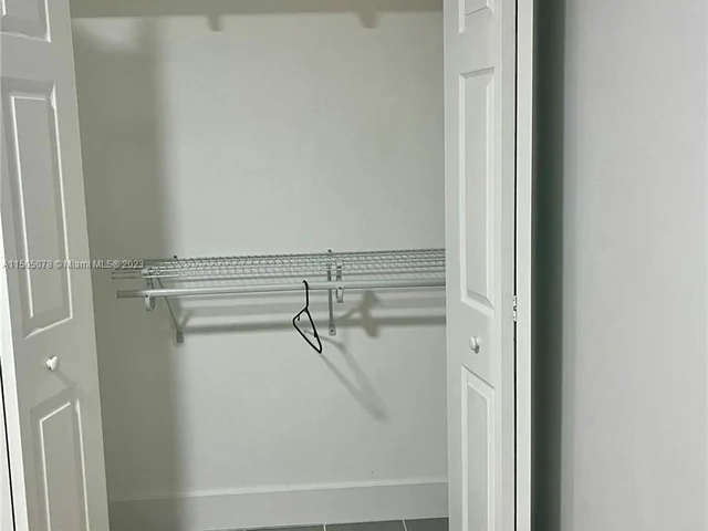 850 NE 207th Ter # 206, Miami FL 33179