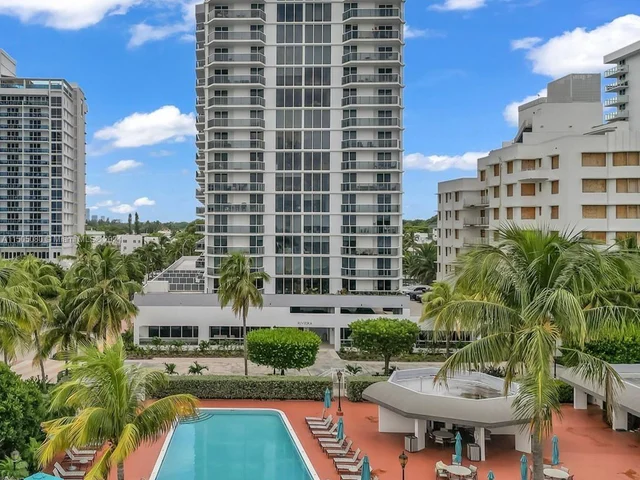 2401 Collins Ave # 408, Miami Beach FL 33140