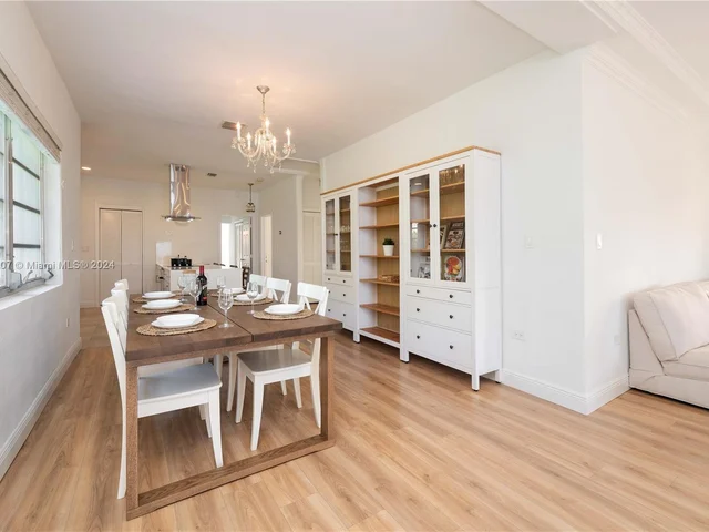 501 SW 24th Rd # 501, Miami FL 33129