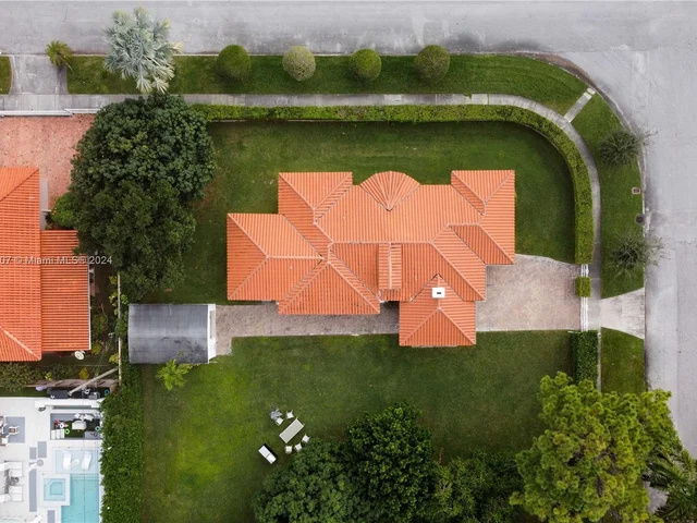 501 SW 24th Rd # 501, Miami FL 33129