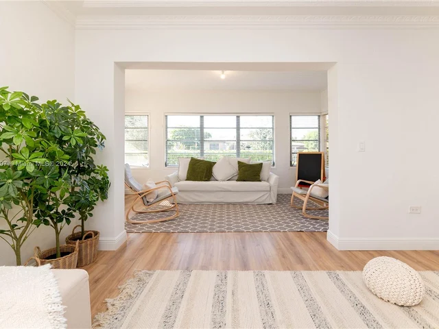 501 SW 24th Rd # 501, Miami FL 33129