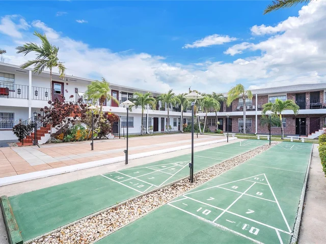 1100 Atlantic Shores # 402, Hallandale Beach FL 33009