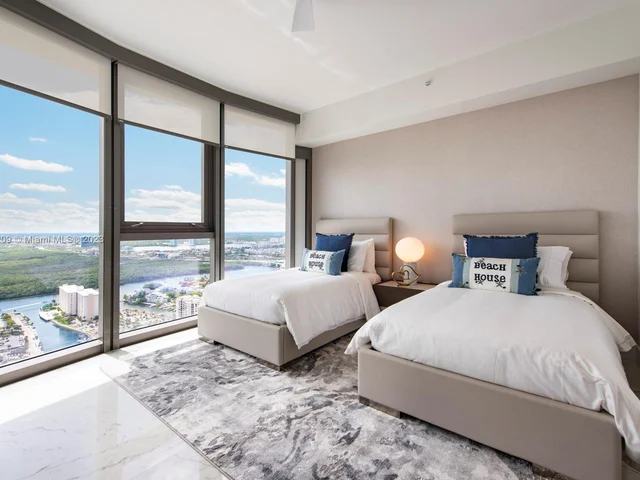 15701 Collins Ave # 4601, Sunny Isles Beach FL 33160