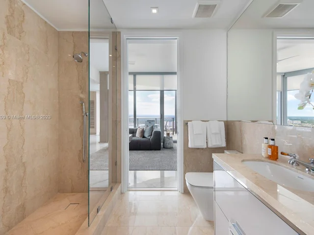 15701 Collins Ave # 4601, Sunny Isles Beach FL 33160