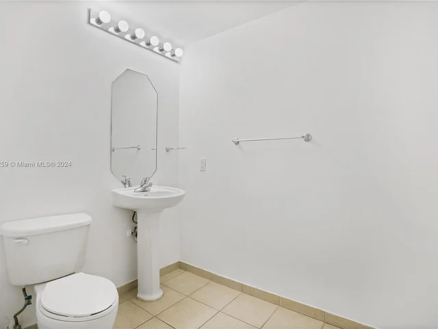 140 S Dixie Hwy # 411, Hollywood FL 33020