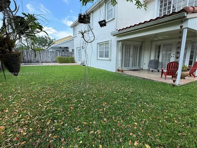 19232 NW 88th Pl, Hialeah FL 33018