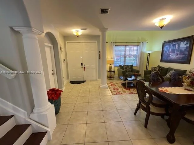 17704 SW 134th Pl, Miami FL 33177