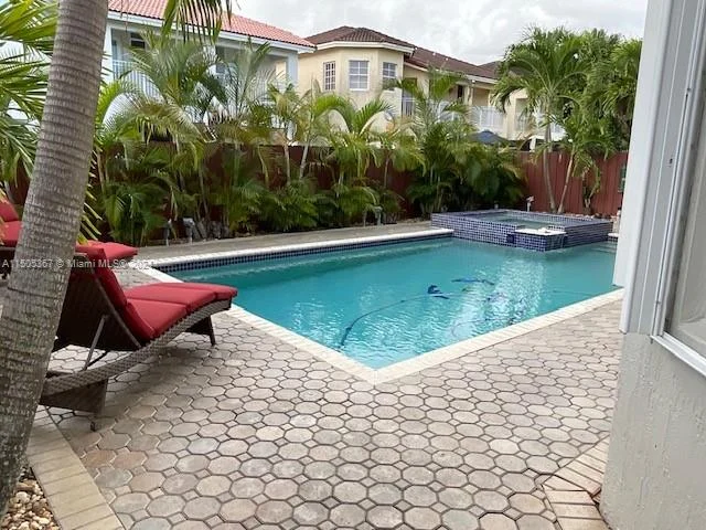 17704 SW 134th Pl, Miami FL 33177