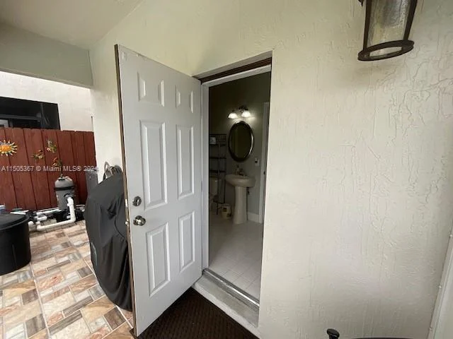 17704 SW 134th Pl, Miami FL 33177