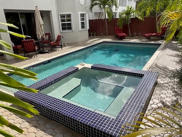 17704 SW 134th Pl, Miami FL 33177