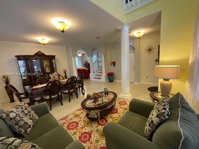 17704 SW 134th Pl, Miami FL 33177