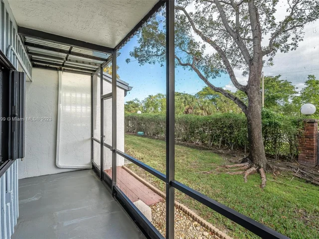 1551 N 14th Ter, Hollywood FL 33020