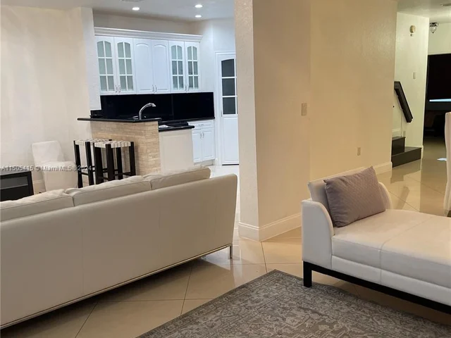 6903 NW 109th Ave # 6903, Doral FL 33178