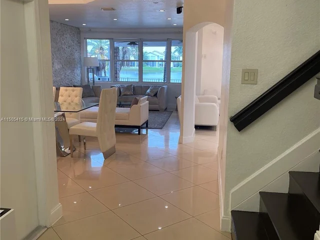 6903 NW 109th Ave # 6903, Doral FL 33178