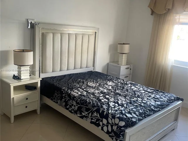 6903 NW 109th Ave # 6903, Doral FL 33178