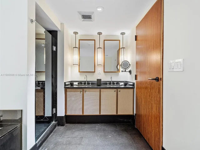 101 20th St # 3004, Miami Beach FL 33139