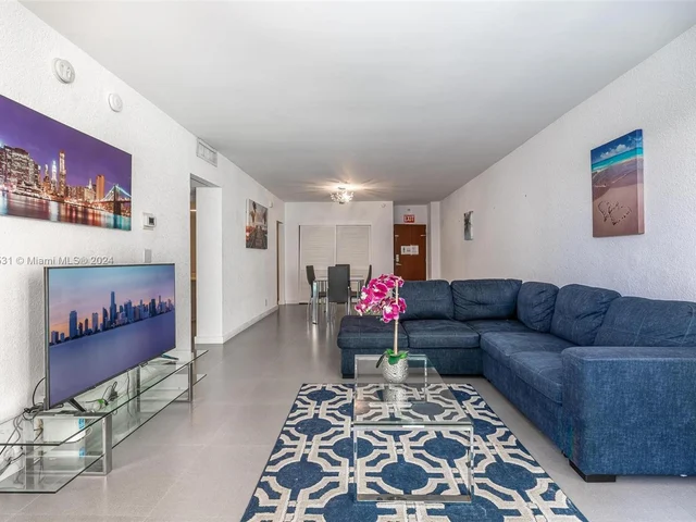 4001 S Ocean Dr # 8F, Hollywood FL 33019