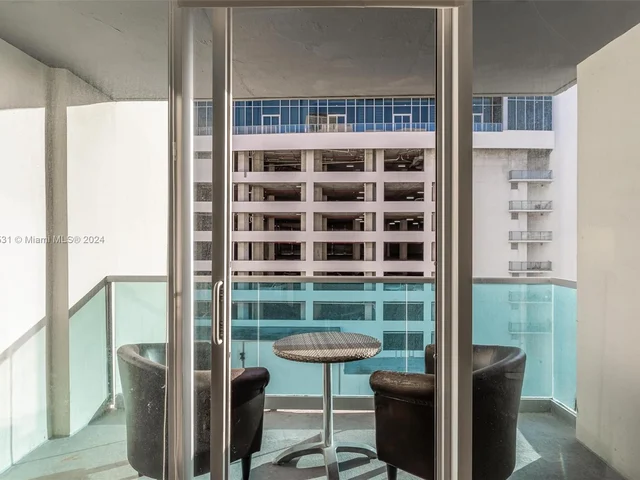 4001 S Ocean Dr # 8F, Hollywood FL 33019