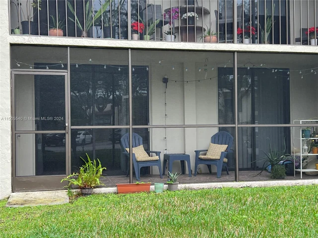 8015 SW 107th Ave # 102, Miami FL 33173