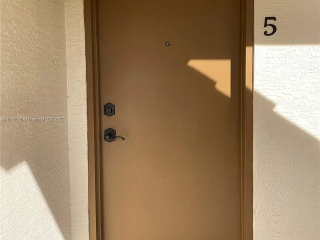 1313 SW 8th Ct # 5, Fort Lauderdale FL 33312