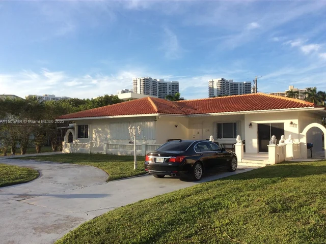 351 188th St, Sunny Isles Beach FL 33160