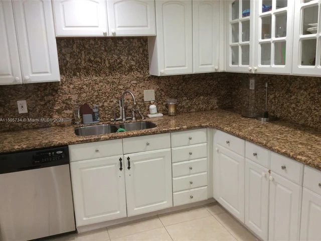 351 188th St, Sunny Isles Beach FL 33160